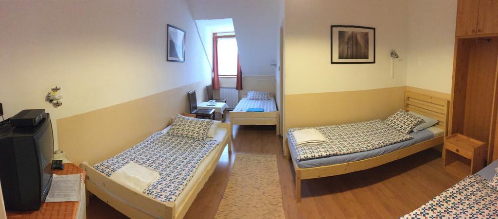 Termal Vendeghaz Bed & Breakfast Veresegyhaz Bagian luar foto